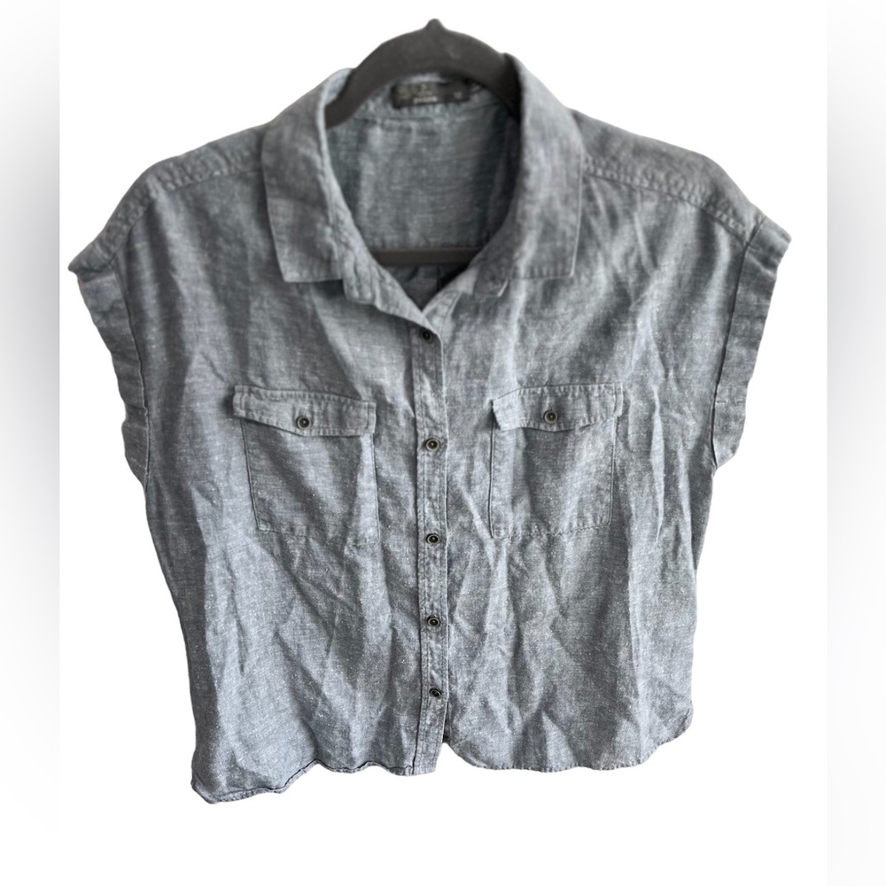 Prana Lightweight Short-Sleeve Button-Down Shirt in Heather Gray